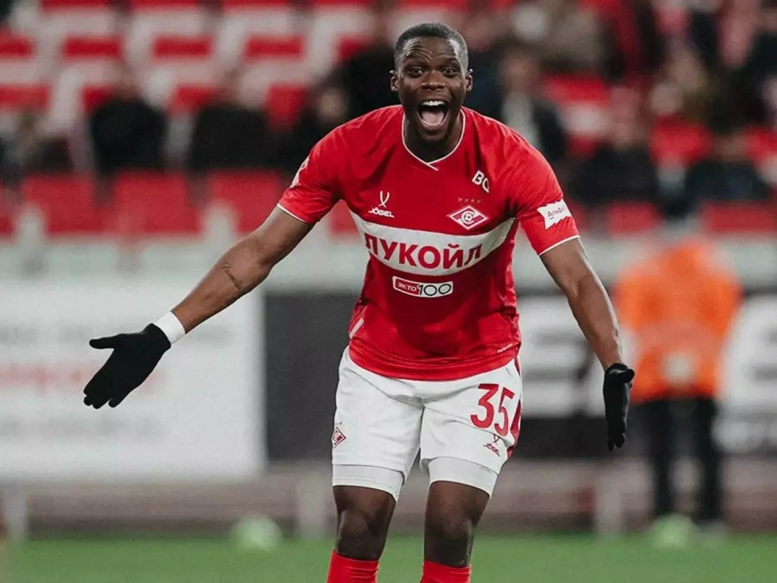 Spartak extends contract with Kristopher Martins