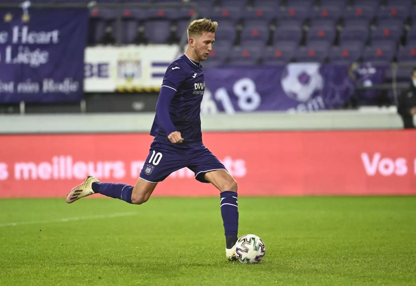 Spartak Mixel Vlaping transferi ustida ishlamoqda