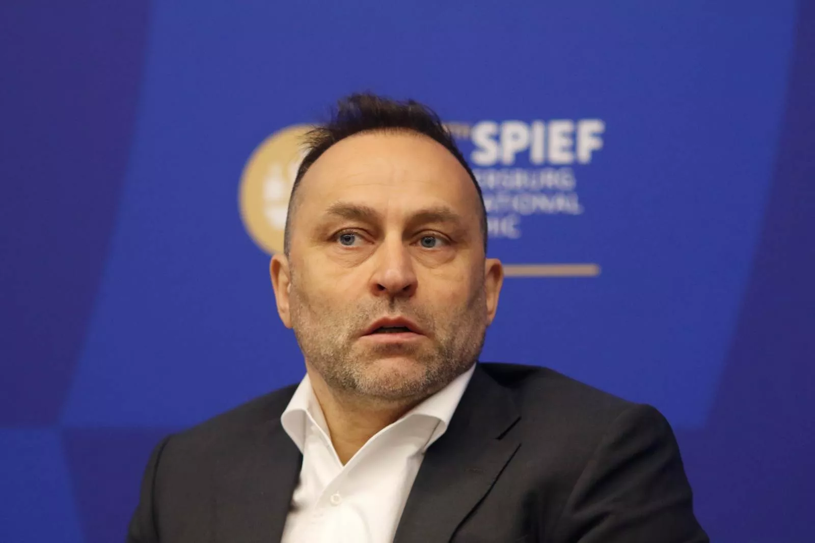Svişchov Luninning rus tili tanlovini himoya qildi