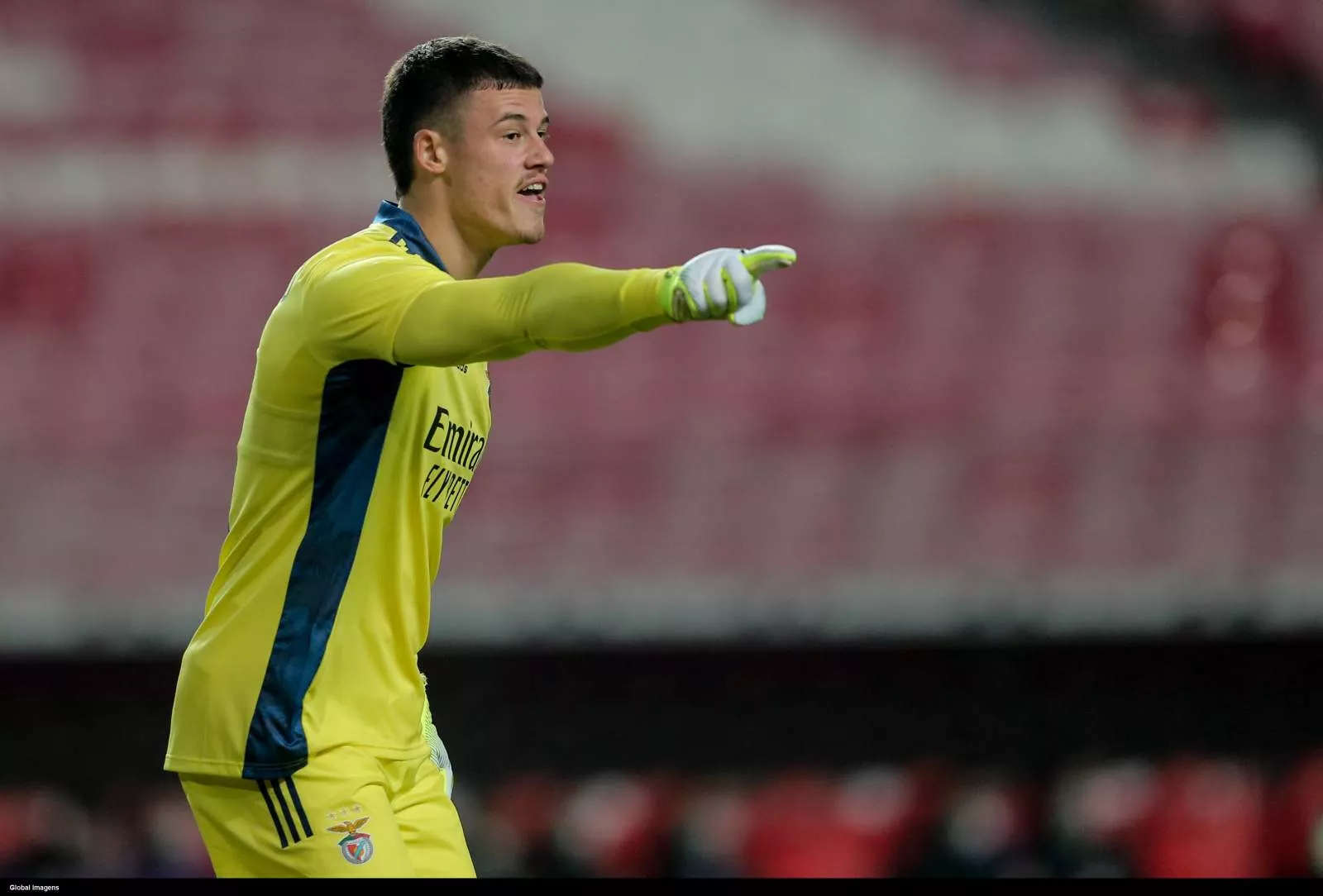 Svilar “Roma”da besh yilga qoladi