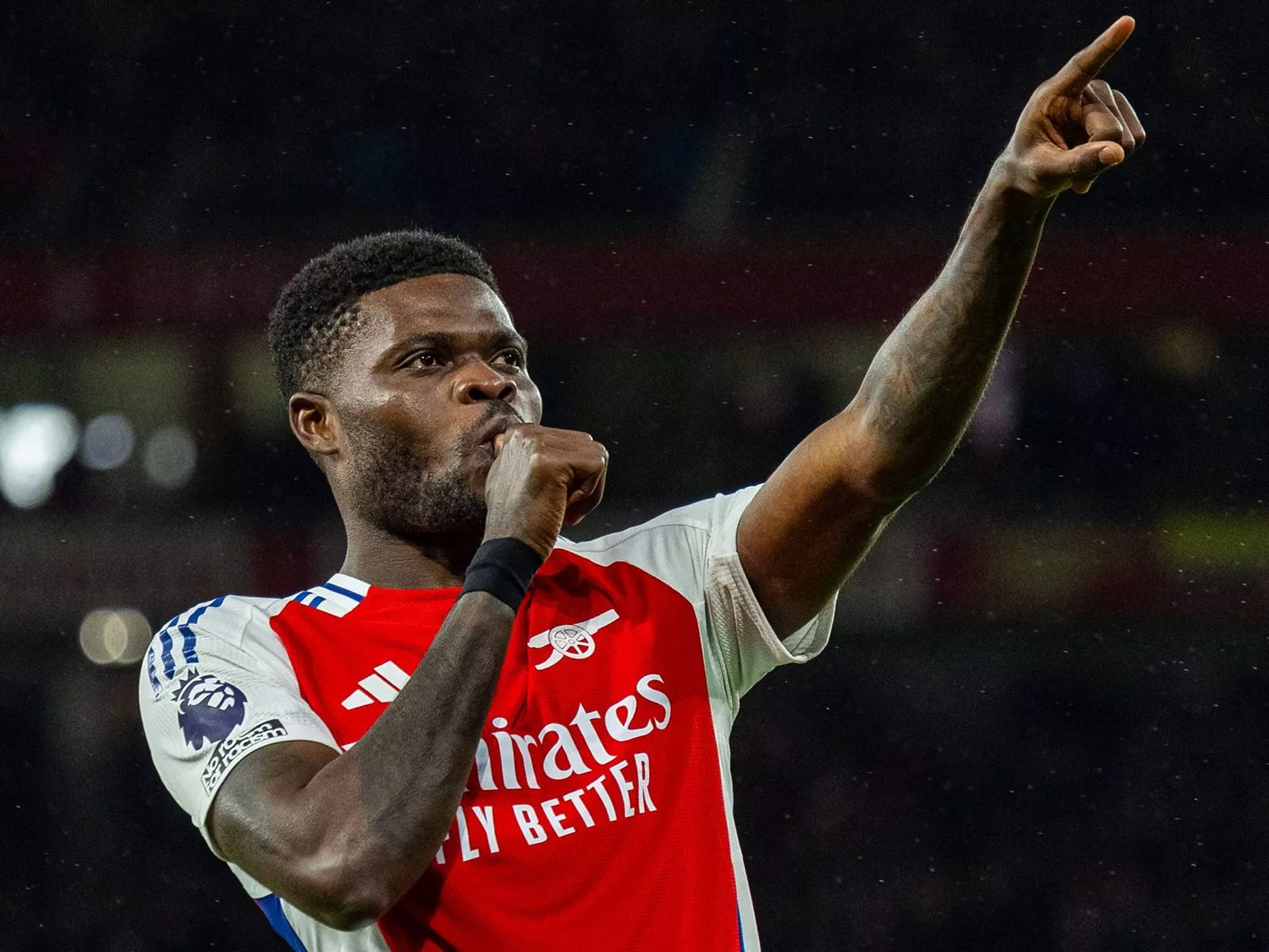Thomas Partey leaves Arsenal to join Galatasaray