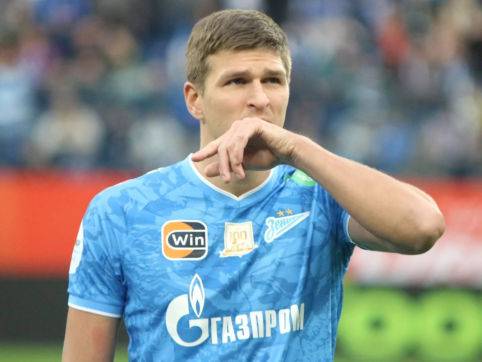 Зенит Махачкала проиграл Динамо со счетом 2:0
