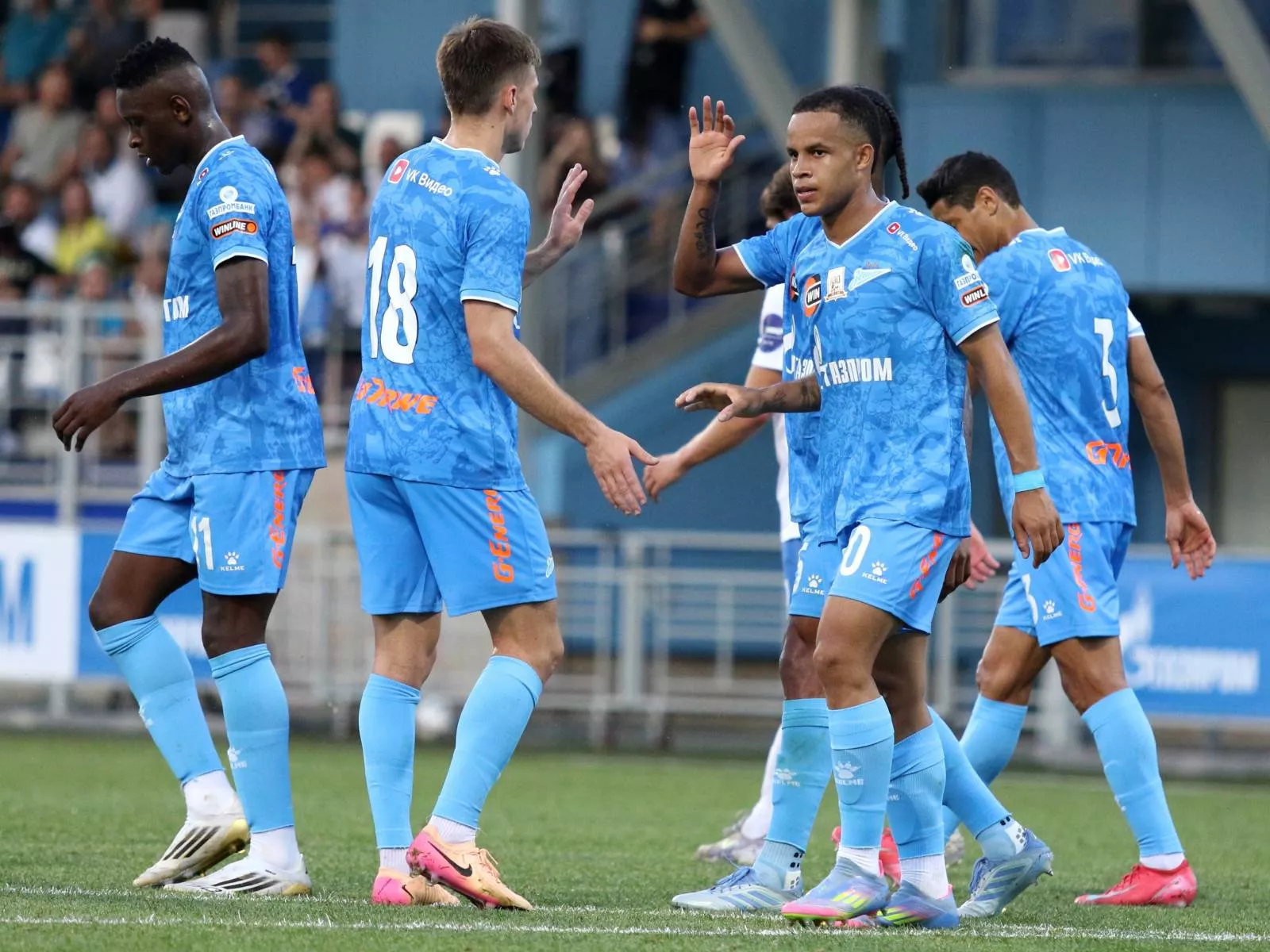 A new defender Roman Vega has joined Zenit