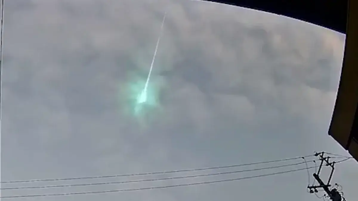 Yaponiyada yorqin meteor osmonda paydo bo‘ldi