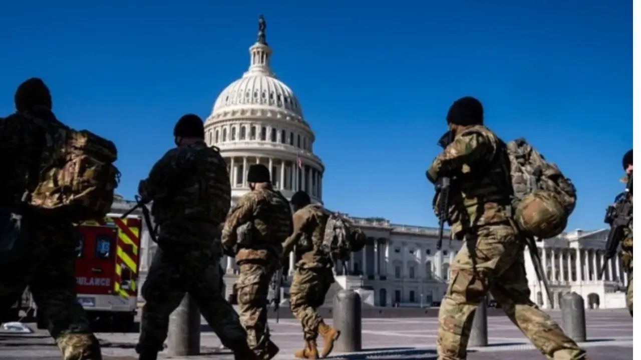 National Guardsmen in Washington were granted permission to carry weapons