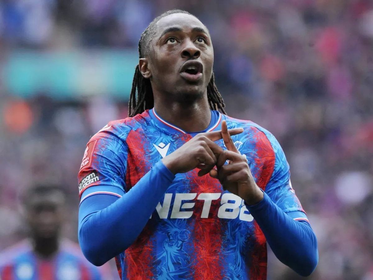 Eberechi Eze signed a contract with Tottenham