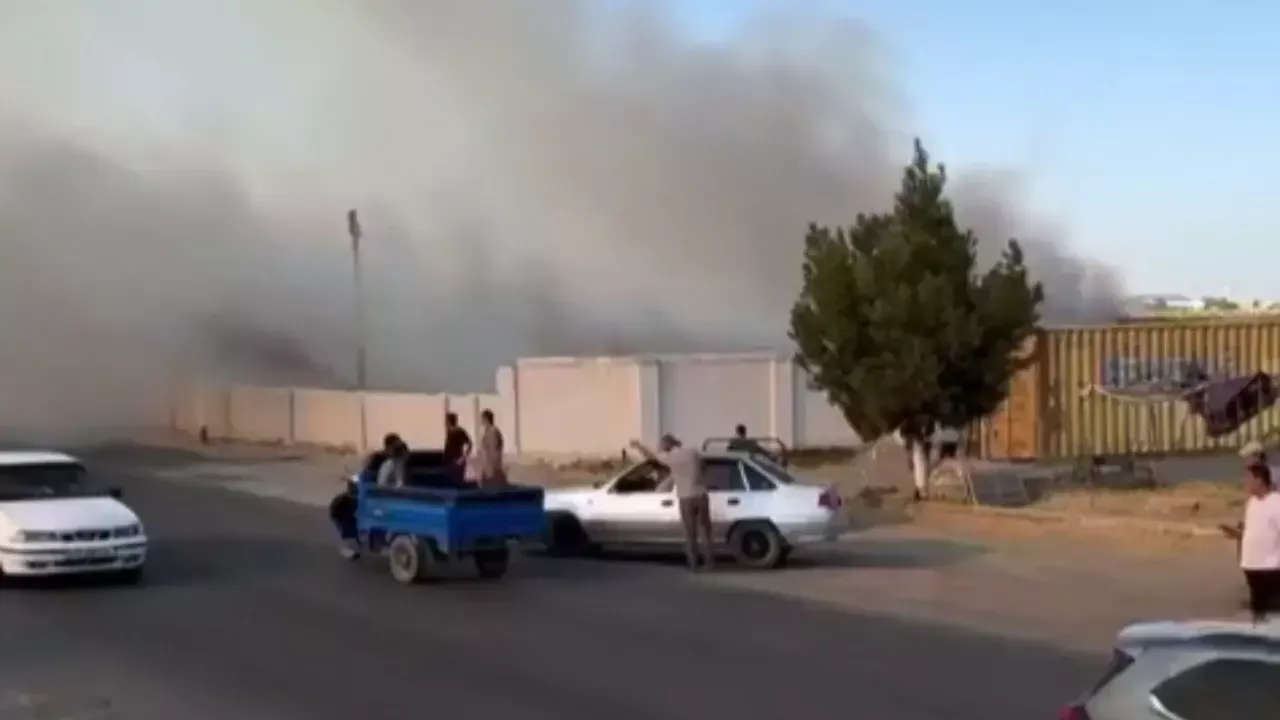 Ishtixon qabristonida 50 sotix yong‘in yondi