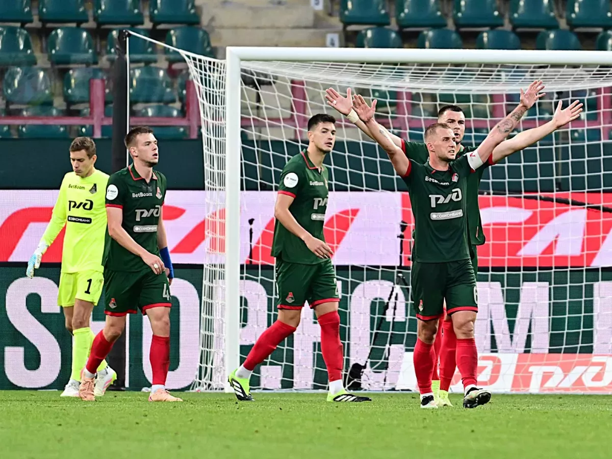 Lokomotiv is moving forward by trusting Russian football players