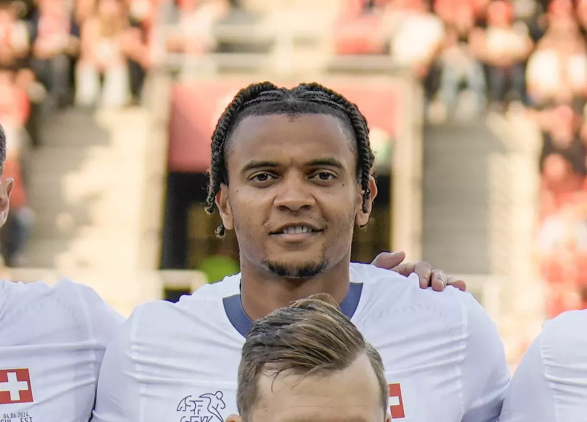 Manuel Akandji Milan taklifini rad etdi