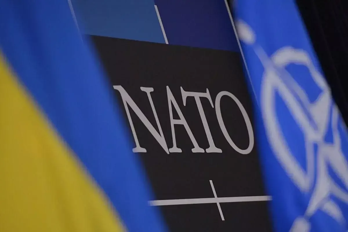 NATO is not discussing sending a military contingent to Ukraine