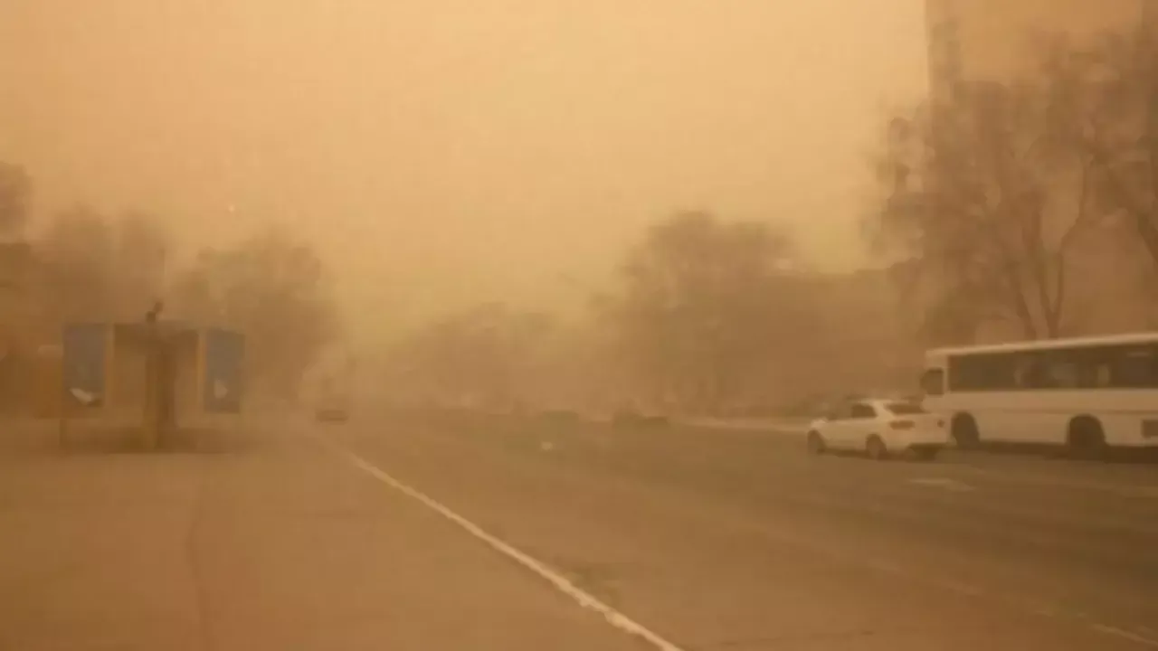 Increased dust particles in Nukus and Urgench