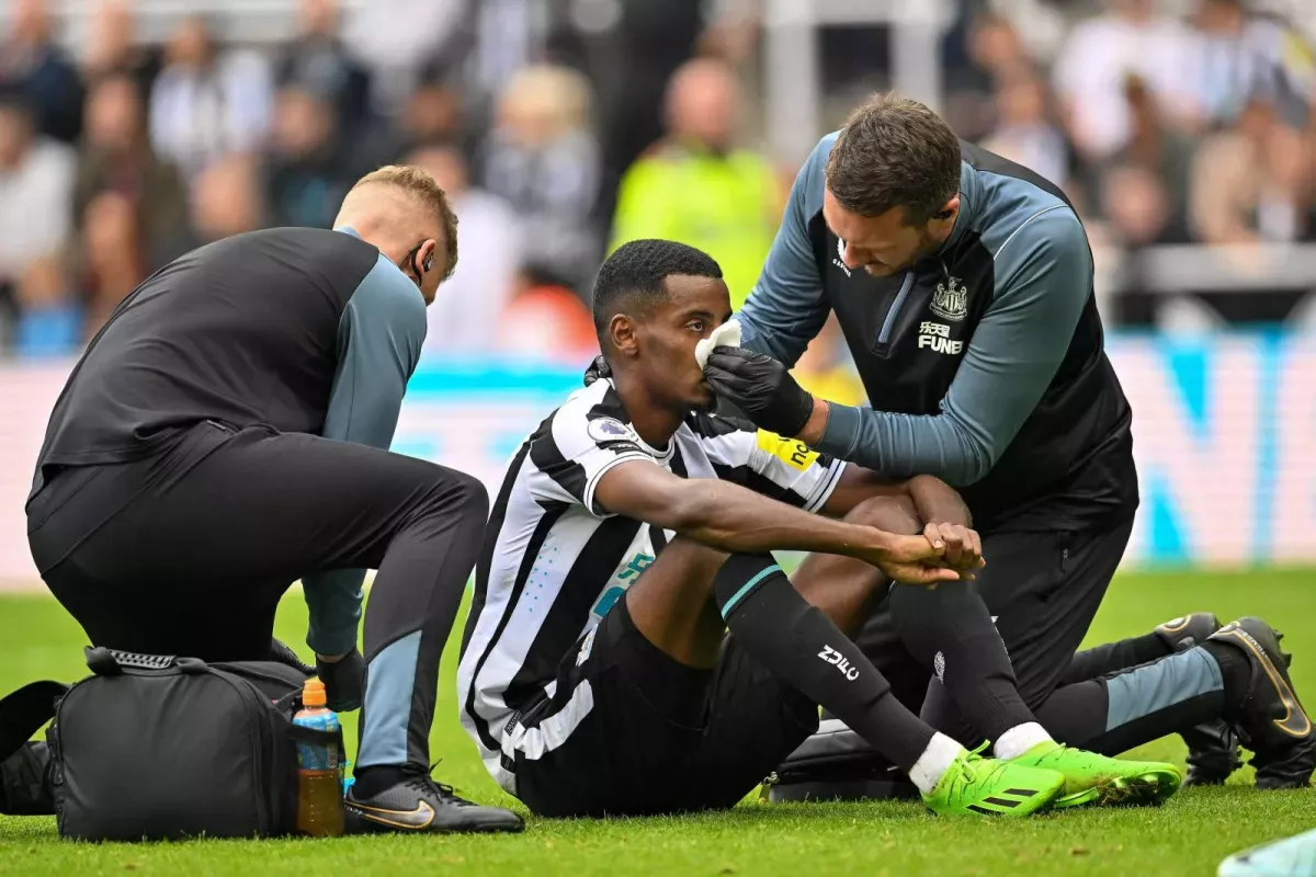 Newcastle brings Alexander Isak back to the team