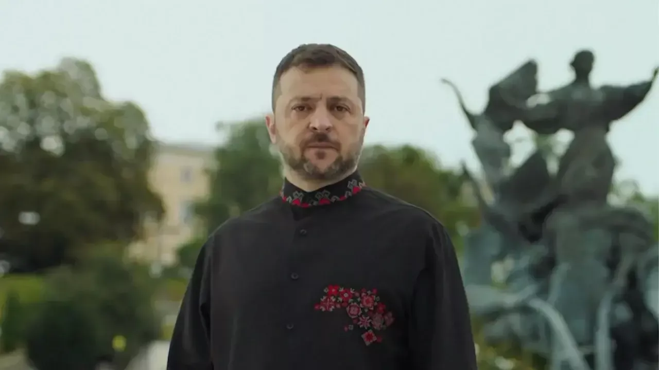 Zelenskiy peace can only be resolved by Ukrainians