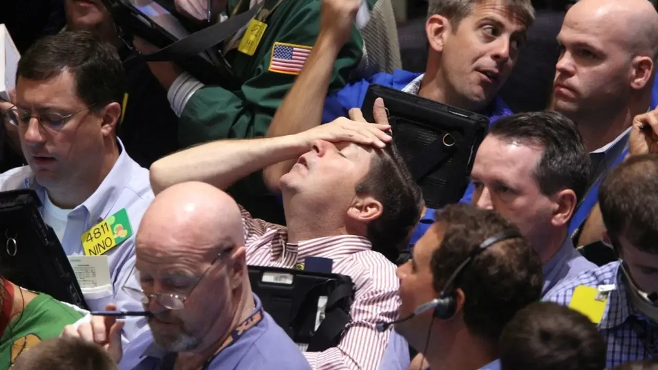 The risk of economic crisis is increasing next year