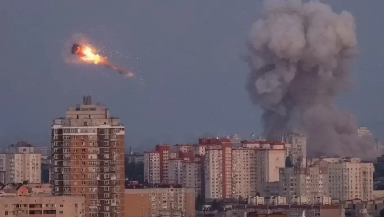 Российский авиаудар убил четырёх человек на Украине