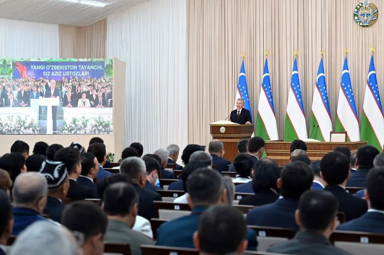 Mirziyoyev pedagoglarga yangi imtiyozlar taqdim etdi