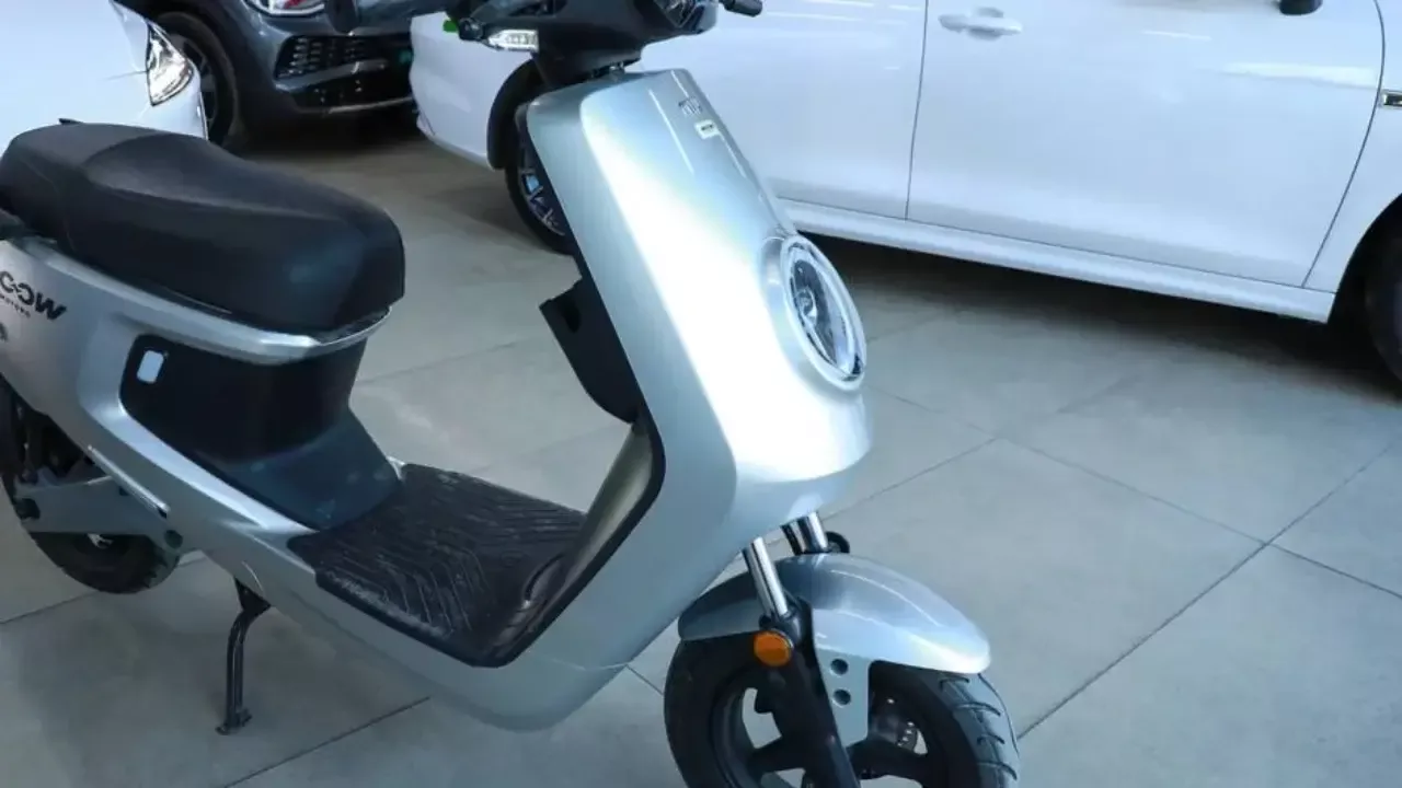 From 2025, a license will be required to ride a scooter