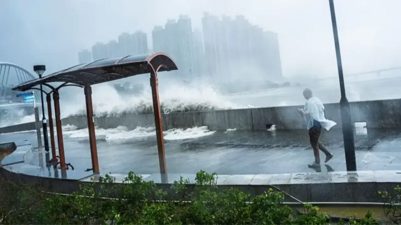 14 people died in a strong typhoon in Taiwan