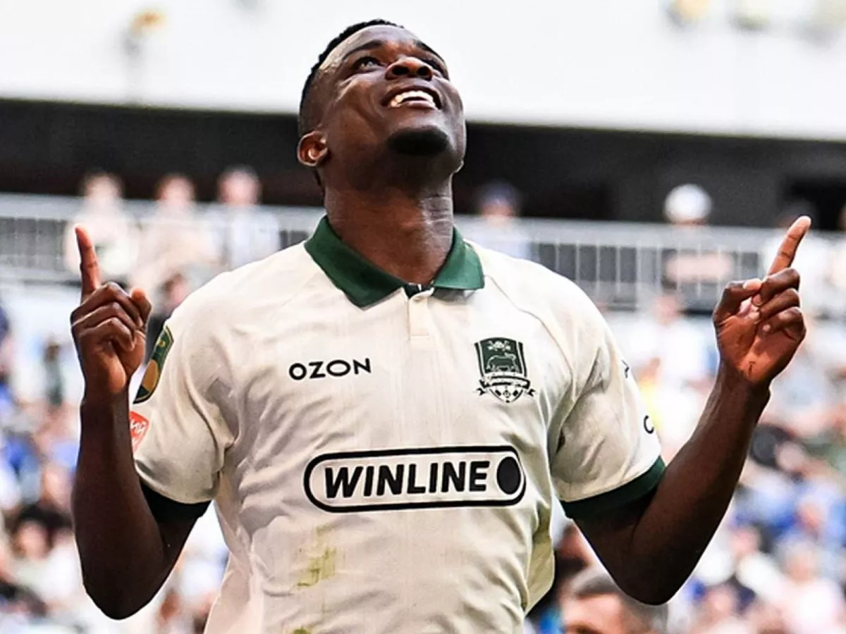 Former referee criticized Córdoba's sending off