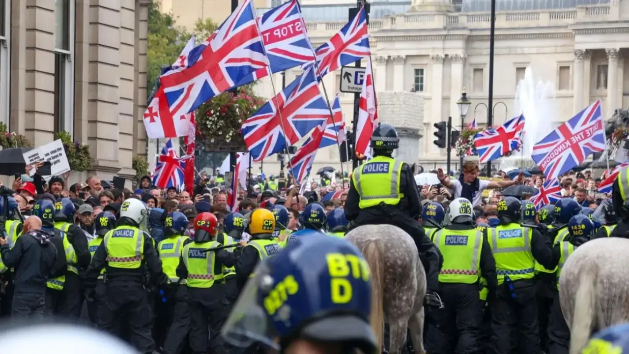 Starmer: The flag is not a symbol of violence, but a sign of tolerance
