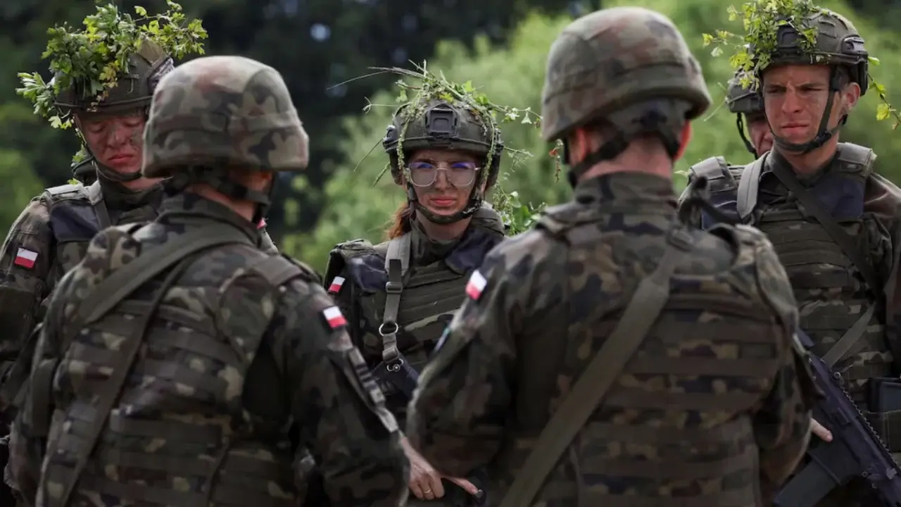 The number of volunteer soldiers in Poland is doubling