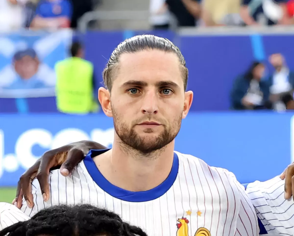 Adrien Rabio Italiyaga qaytib, sog‘inchini aytdi