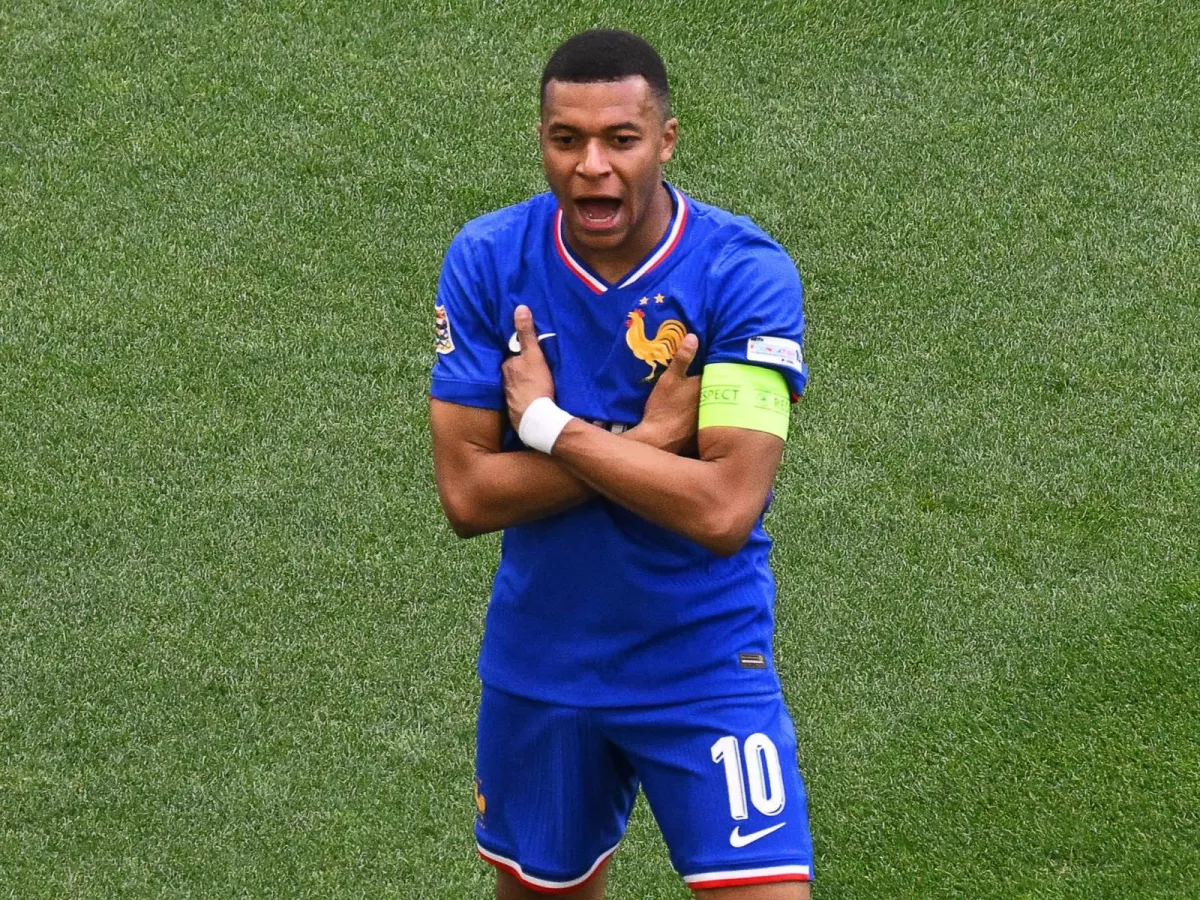 Mbappe futbolchilarga ko‘proq dam olish kerak dedi