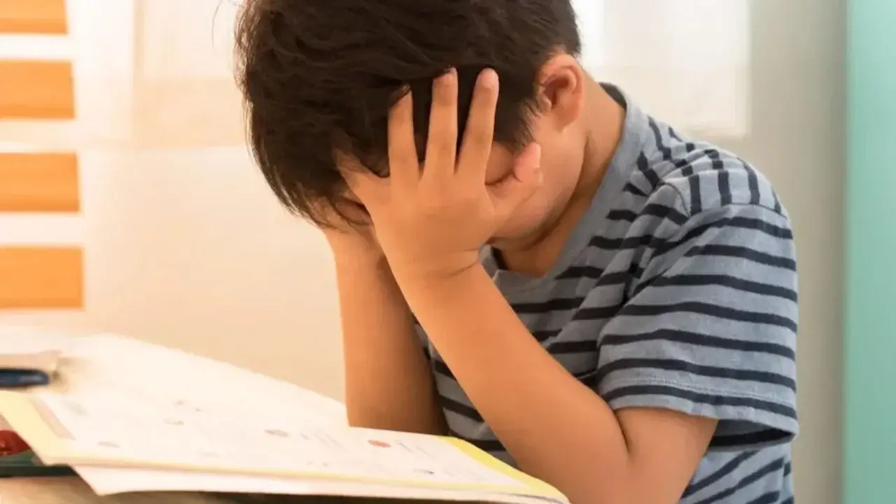 Hunan boy fell ill due to excessive homework