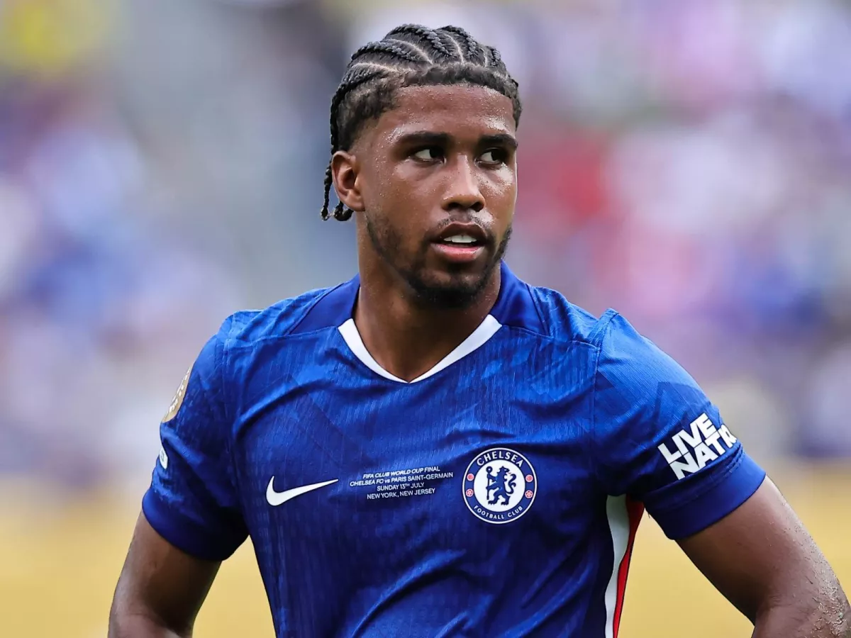 Chelsea Santos received a 70 million euro offer