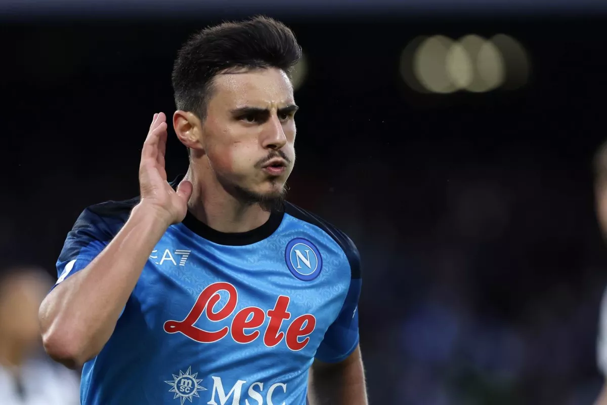 Elif Elmas Napoli jamoasiga qaytib keldi