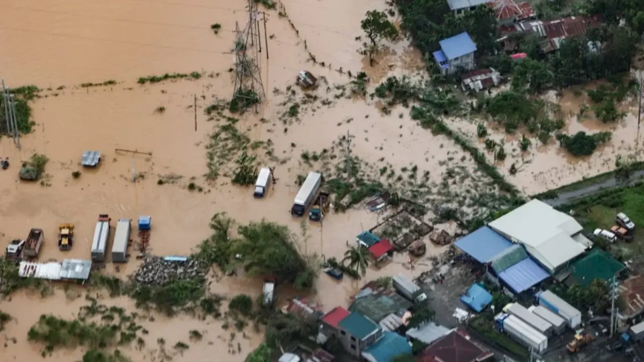 Severe floods and protest in the Philippines