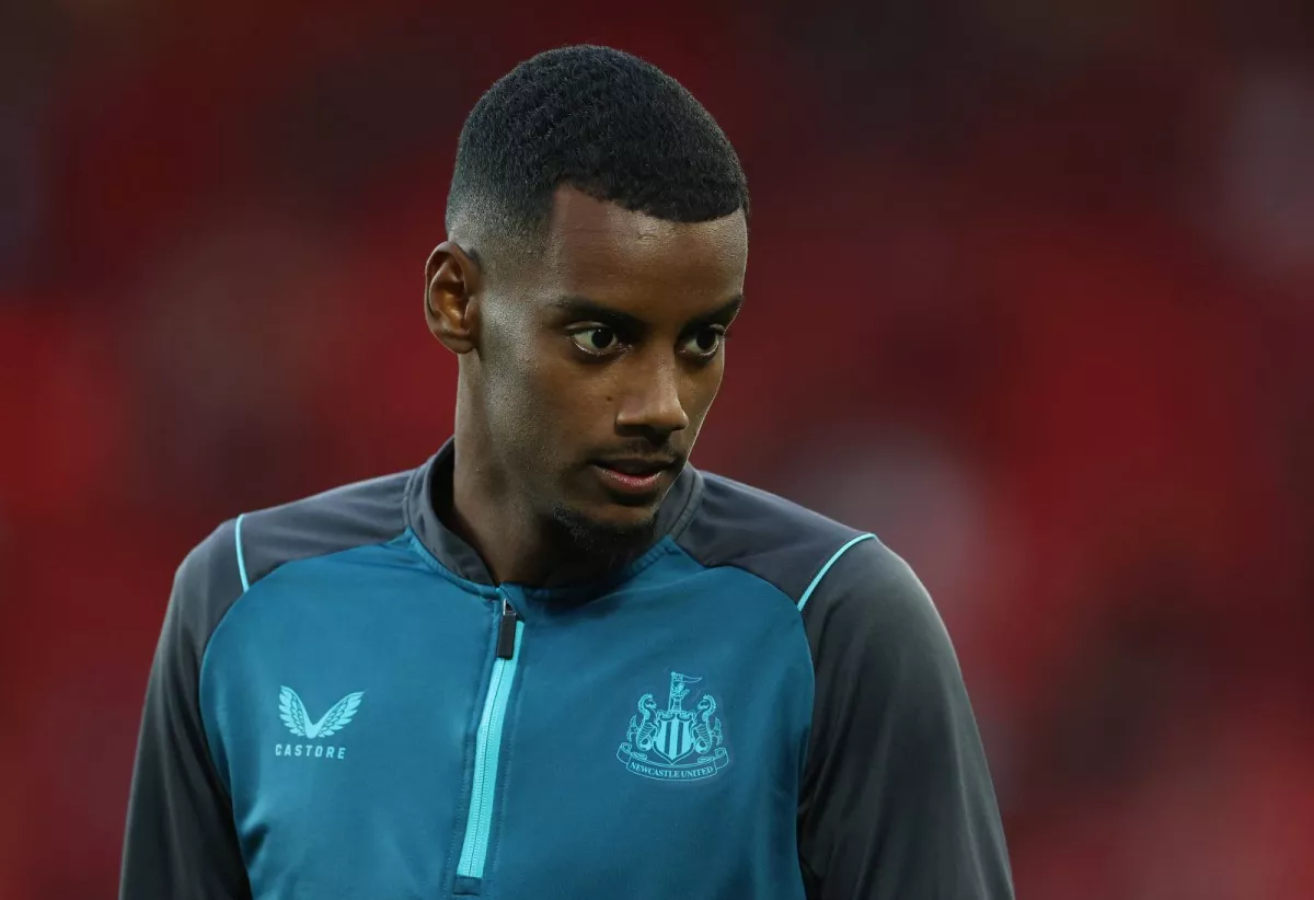 Newcastle Isak uchun Liverpool taklifini kutmoqda