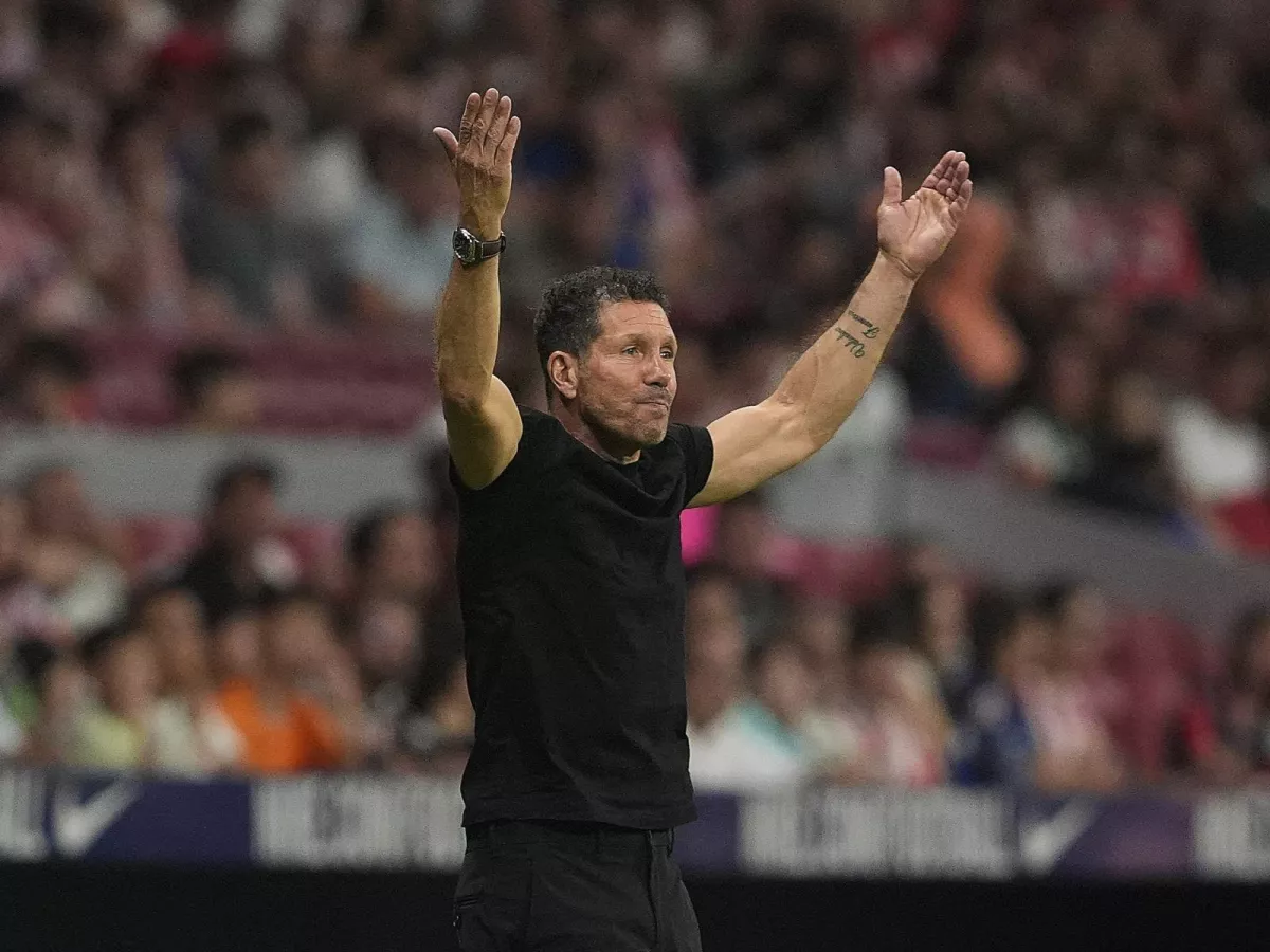 Simeone o‘zini faqat himoyaviy murabbiy deb hisoblamaydi