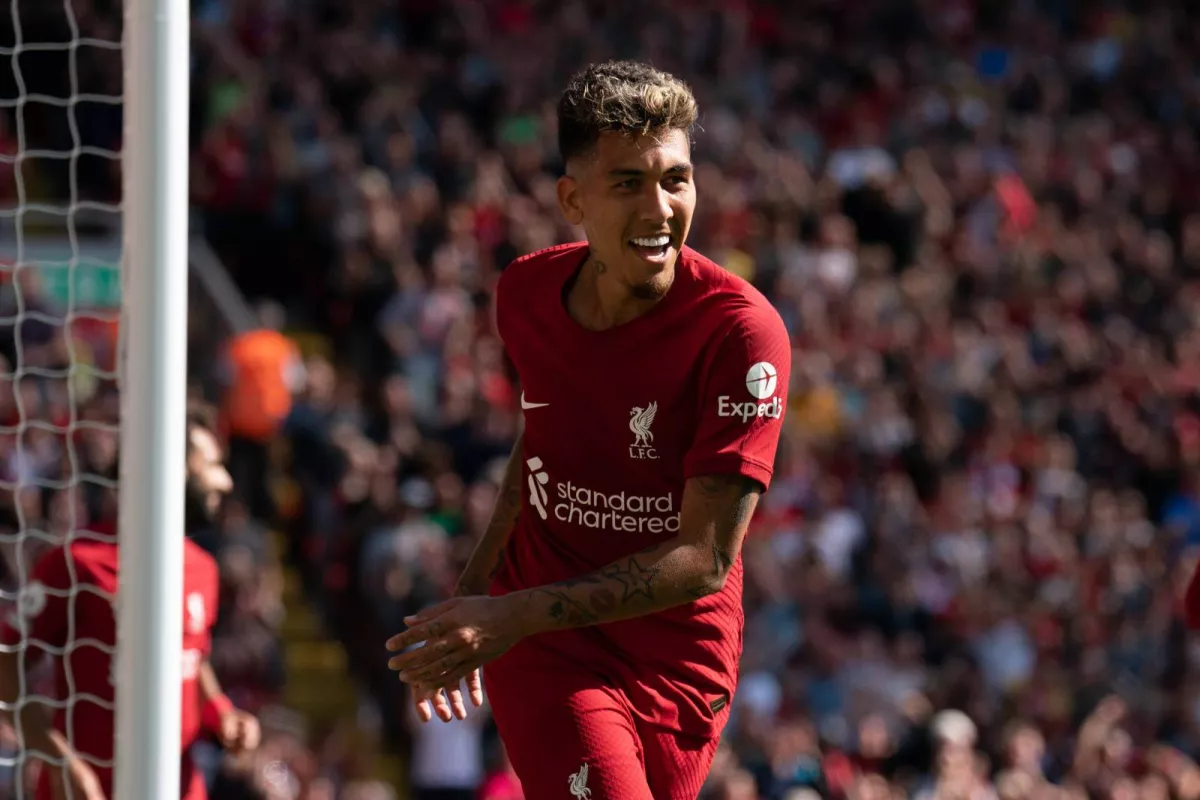 Firmino Osiyo Chempionlar Ligasida eng yaxshi futbolchi