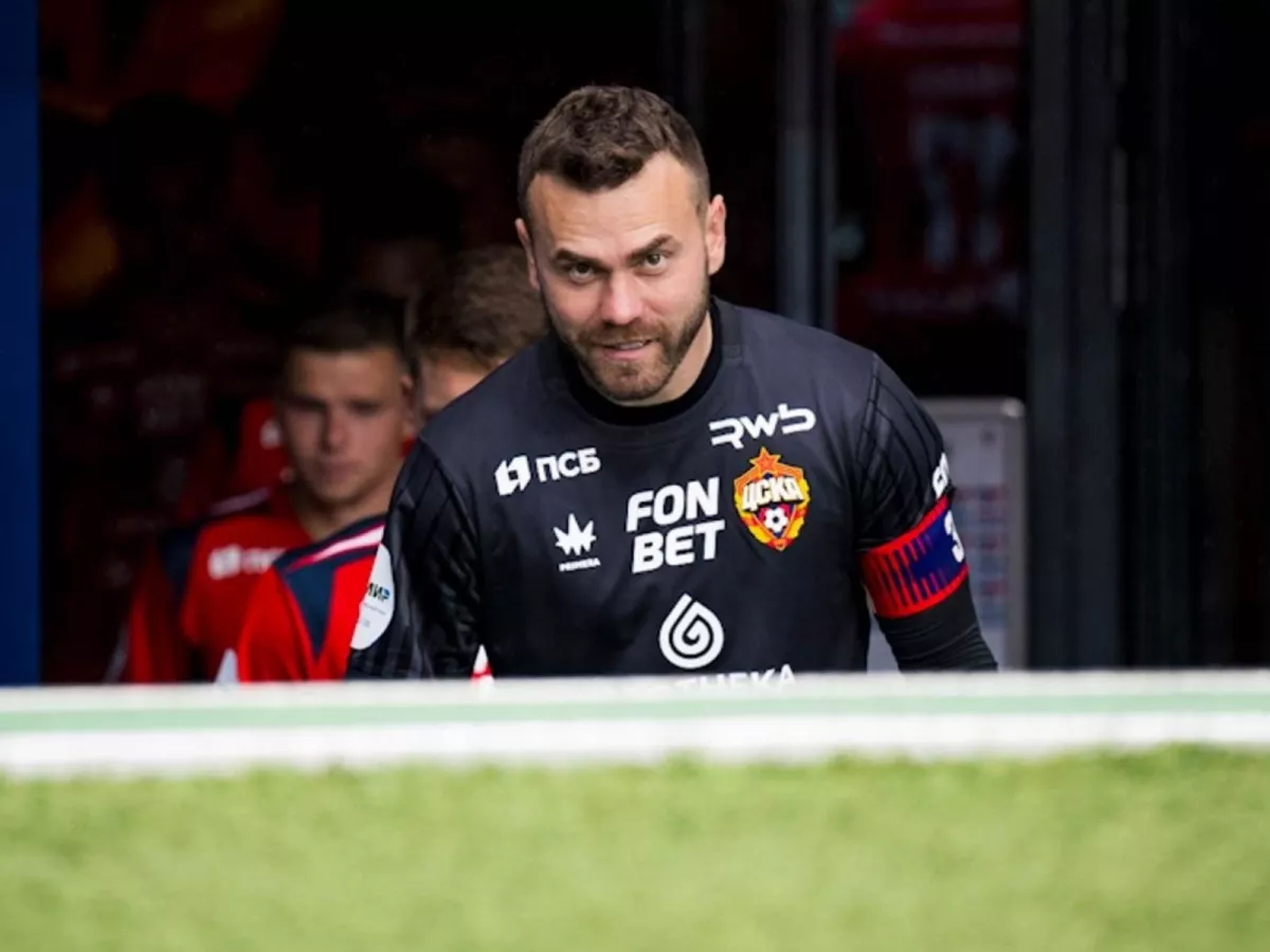 Pesyakov highly rated Akinfeev's goalkeeping