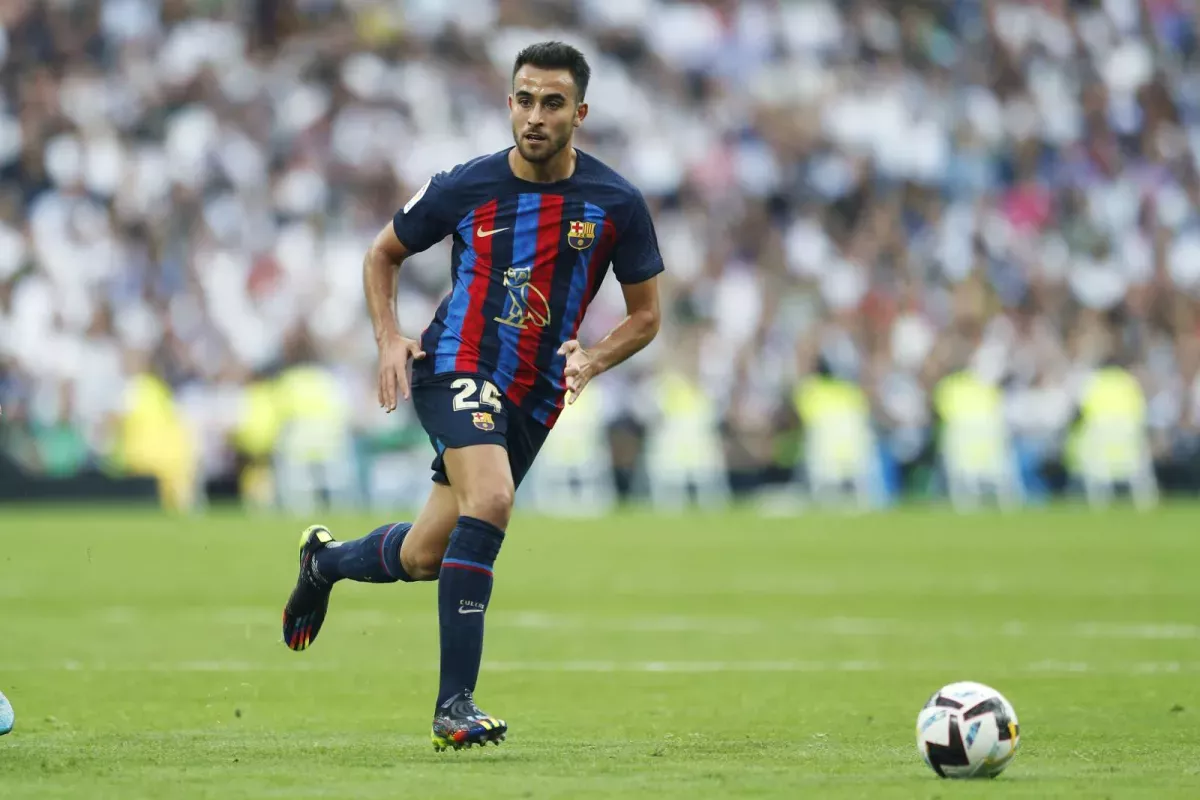 Barcelona extended contract with Eric Garcia