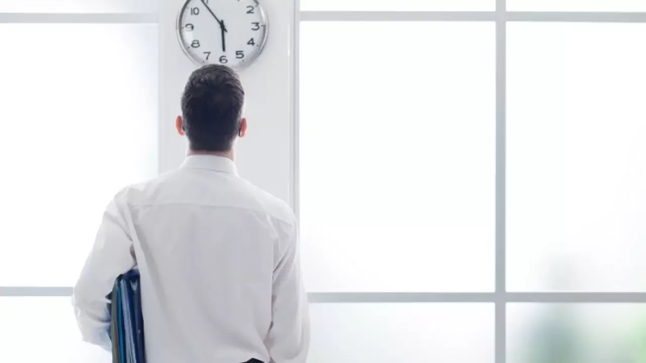 Bayram oldidan ish vaqti bir soatga qisqartiriladi