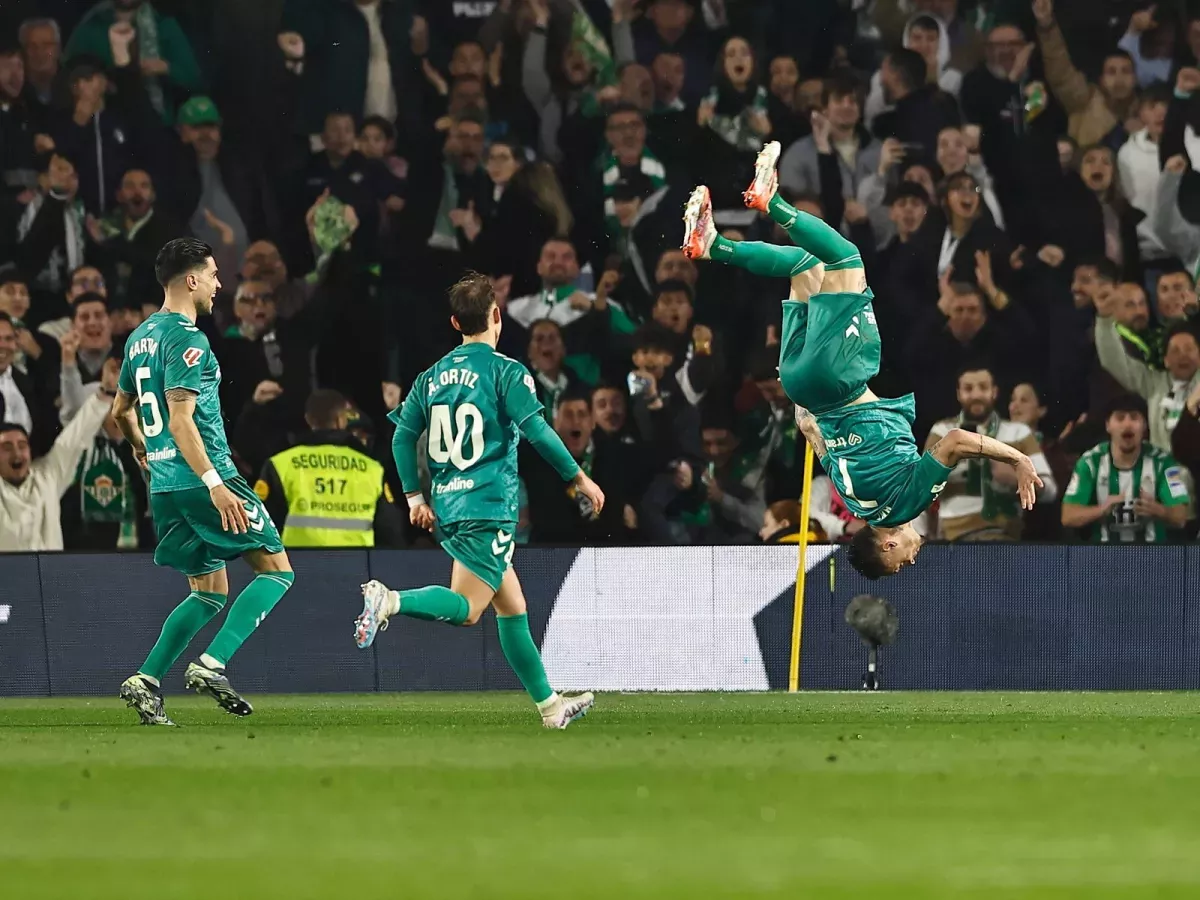 Betis defeated Real Sociedad 3:1