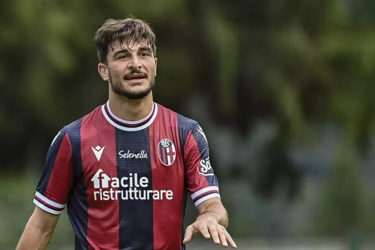 Bologna is extending the contract with Orsolini