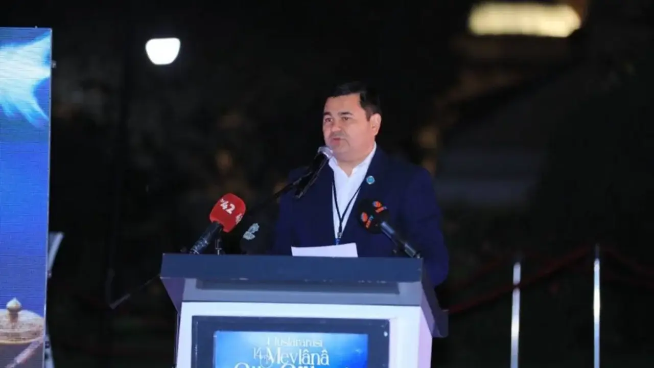 Shuhrat Orifning yangi she’riy to‘plami Turkiyada taqdim etildi
