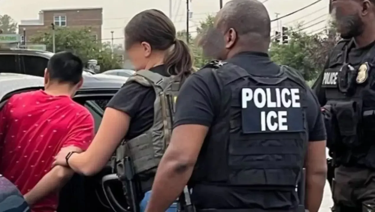 Mass arrests of undocumented immigrants in Chicago
