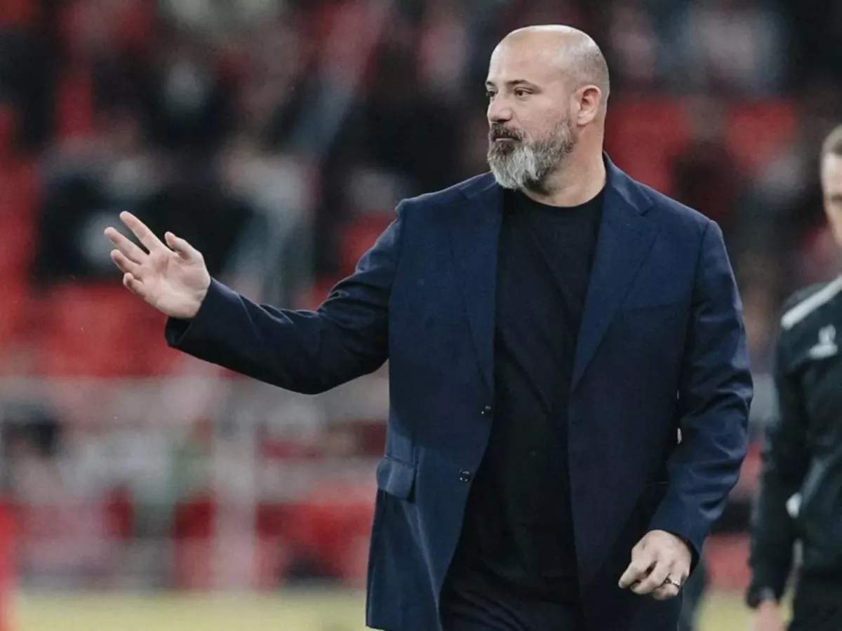 Agent: Do not dismiss Stankovich after every defeat