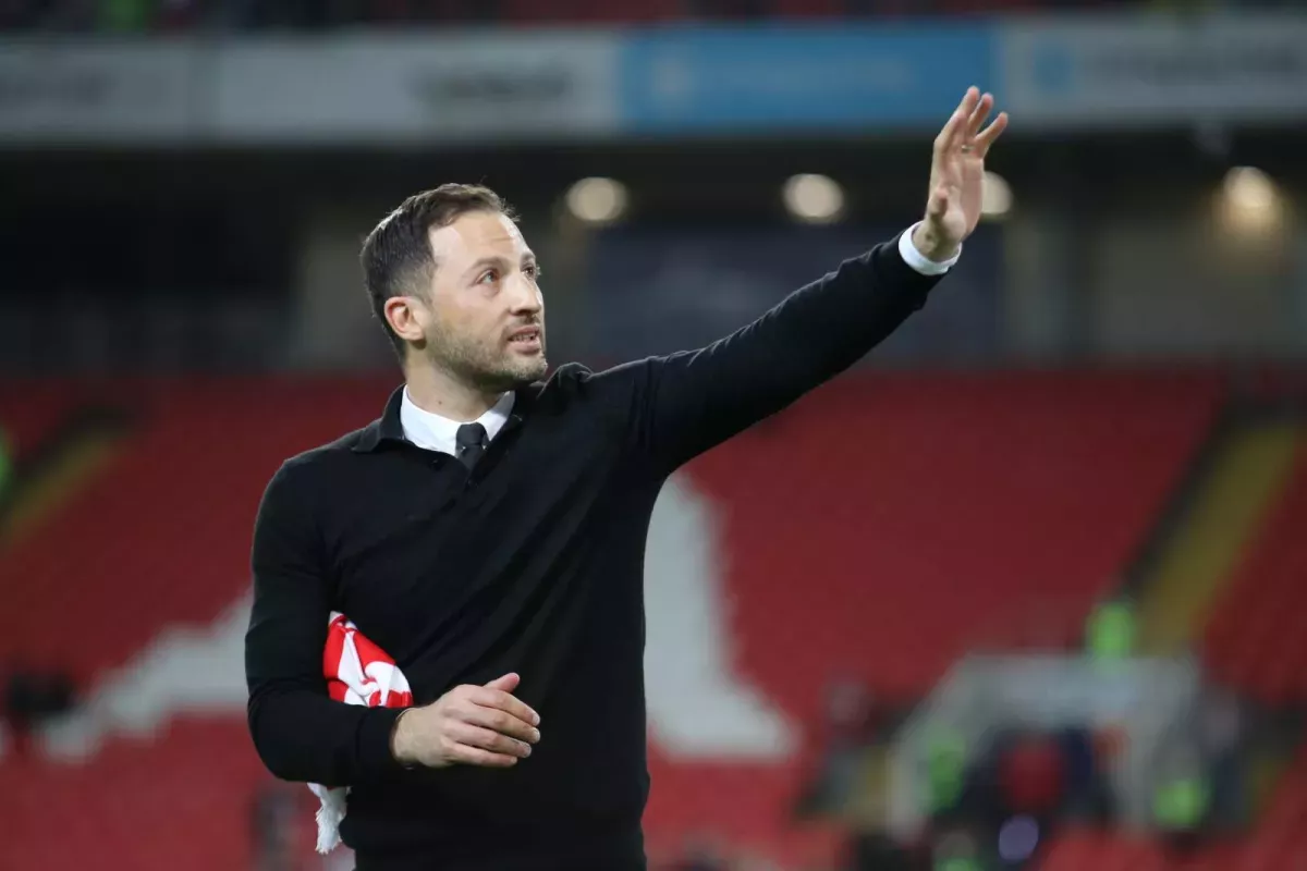 Domenico Tedesco may become head coach of Fenerbahce