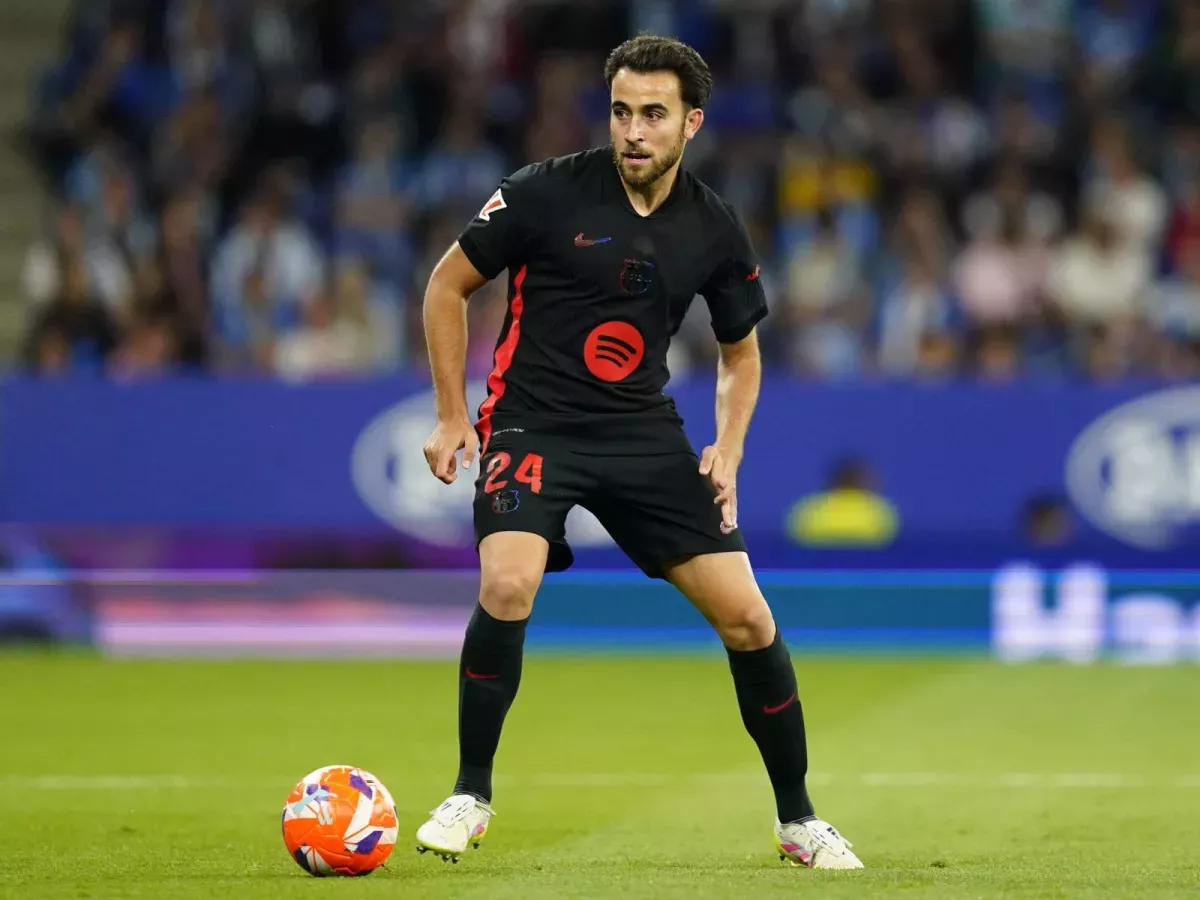 Eric Garcia extends contract with Barcelona