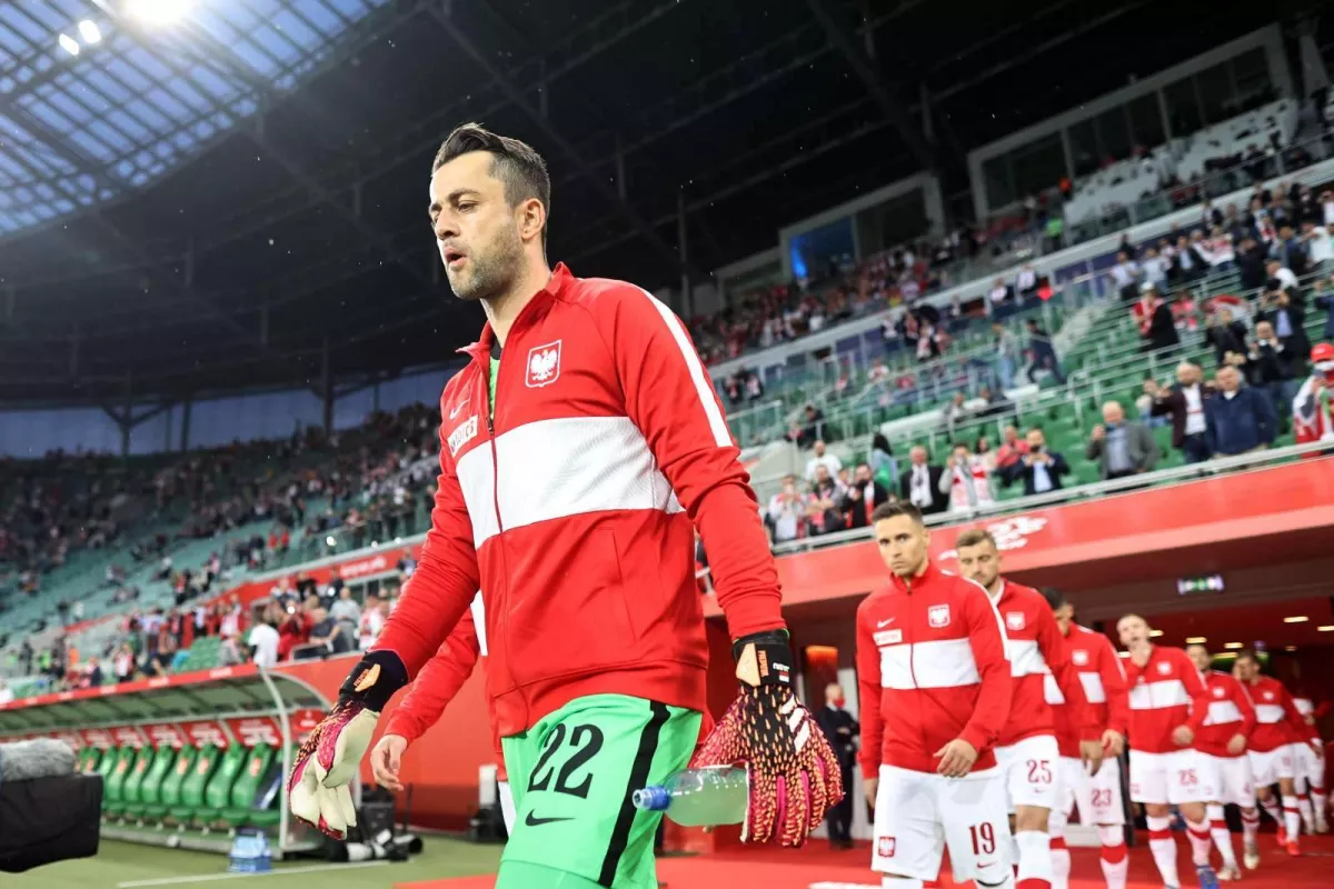 West Ham brought back Fabianski to the team