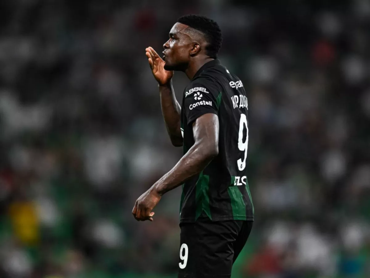 Douglas Augusto Cordoba criticized the referee