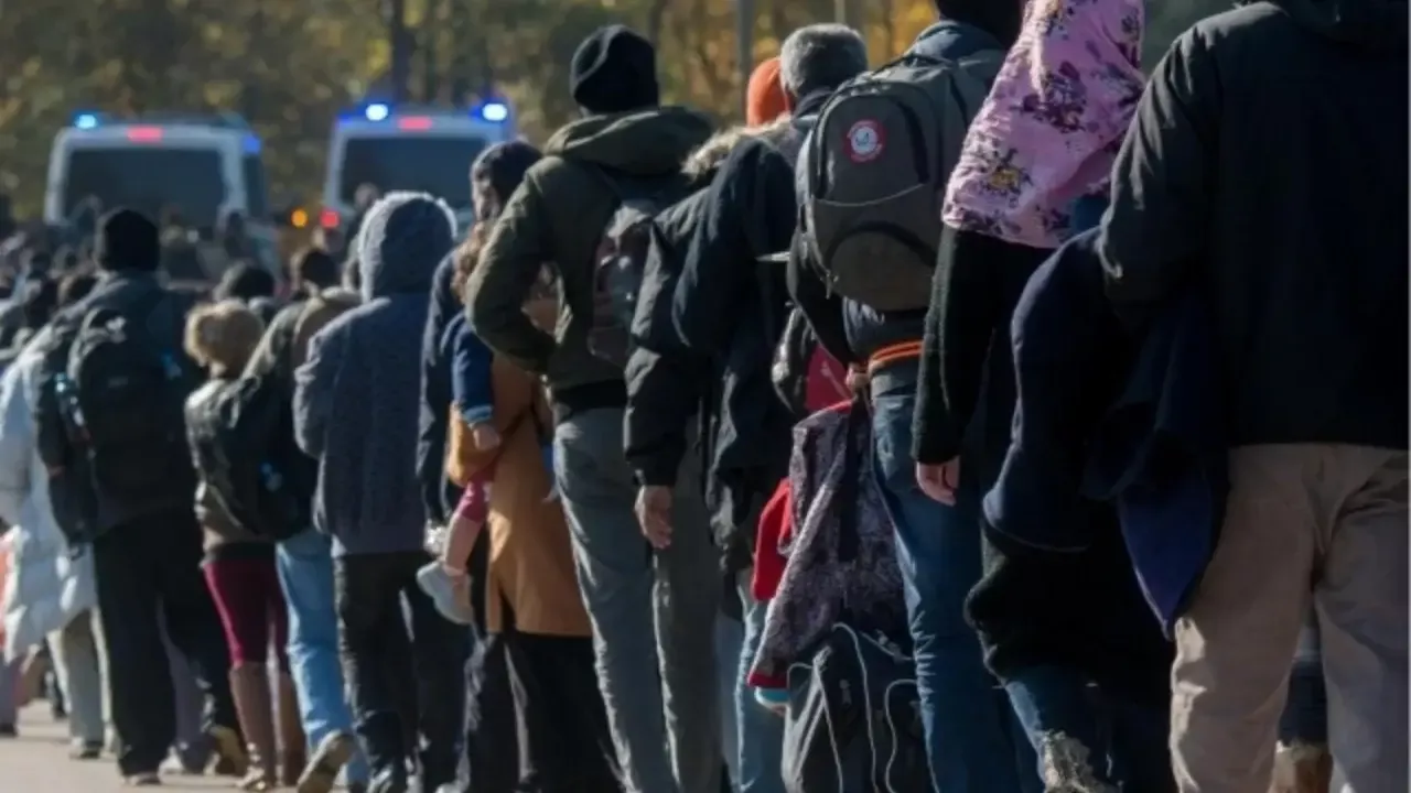 Finlyandiya Rossiyaliklarni ommaviy deportatsiya qilmoqda