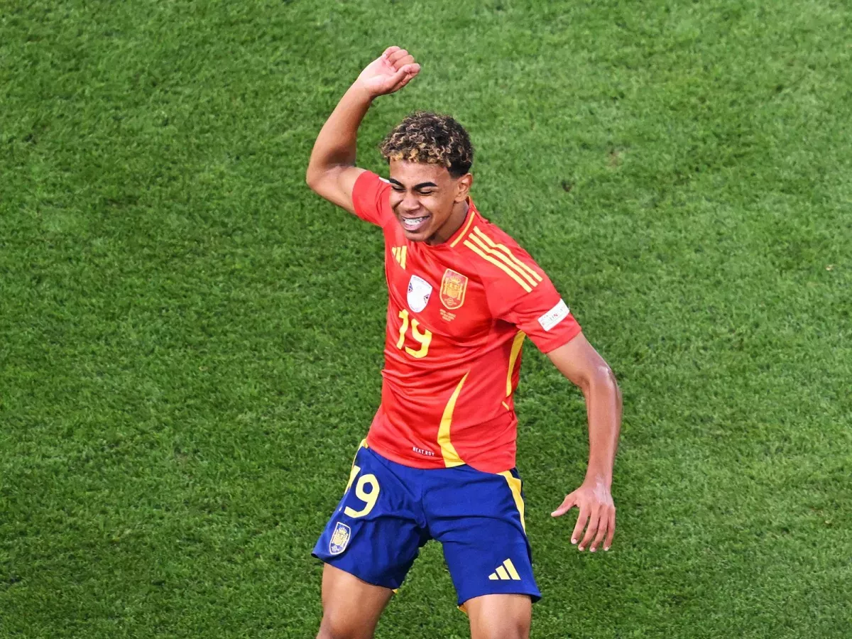 Spain defeated Bulgaria 3:0 in Sofia