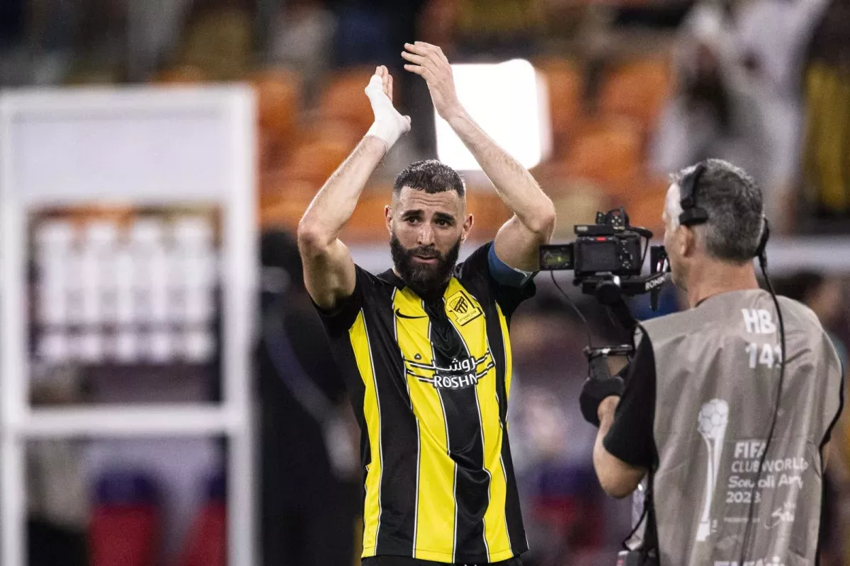 Karim Benzema scored his 500th goal in his professional career