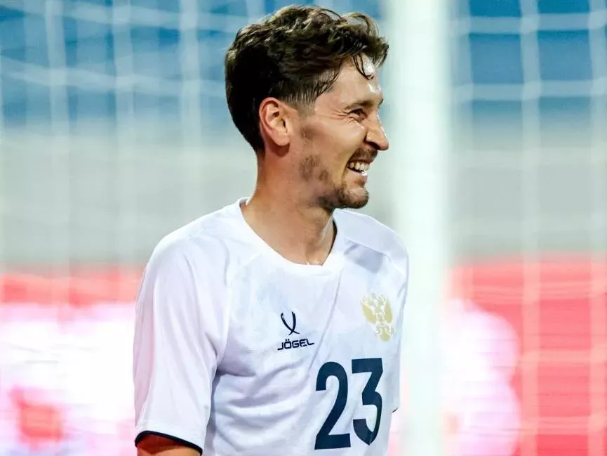 Karpin: Kuzyev will not move to Dynamo, option not considered